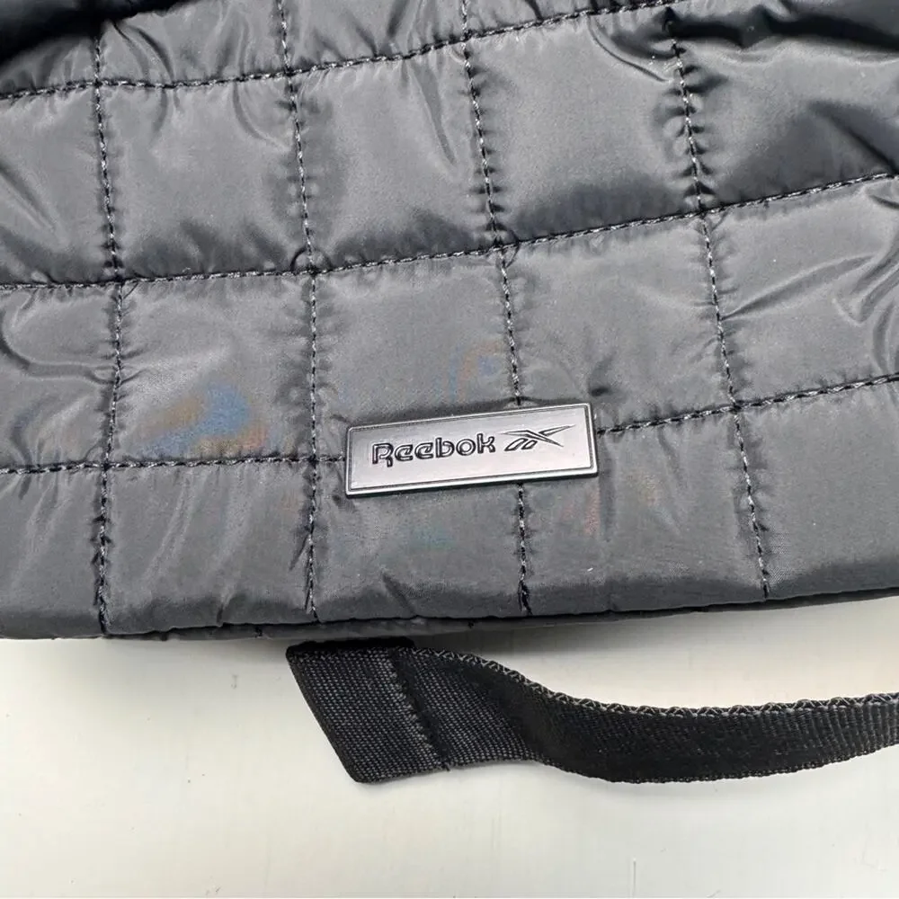 Reebok Trendy Fashionable Lightweight Black Fanny Pack Case Sz 1.6 L NWT